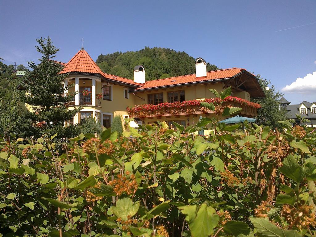Penzion Stefanshof Kremnica Buitenkant foto