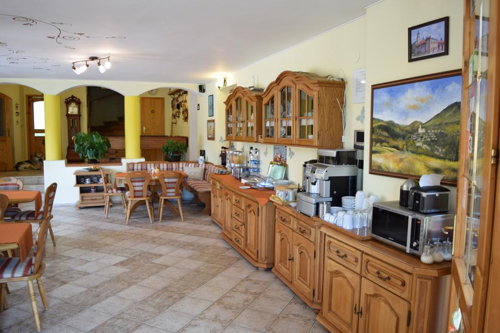 Penzion Stefanshof Kremnica Buitenkant foto